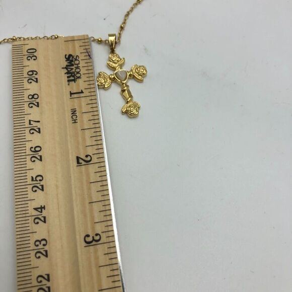 18K Gold Plated Ornate Cross Women's Necklace Hypoallergenic Waterproof - Picture 12 of 12